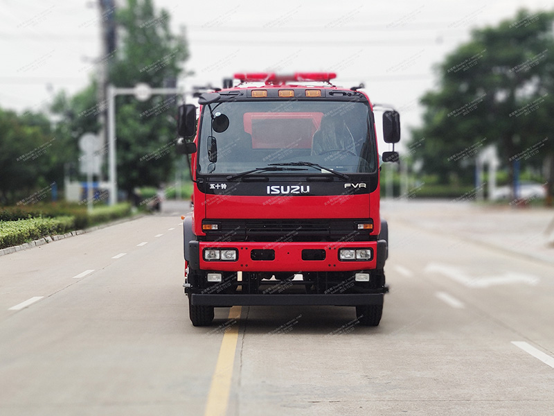 Isuzu fvr फायर स्प्रिंकलर