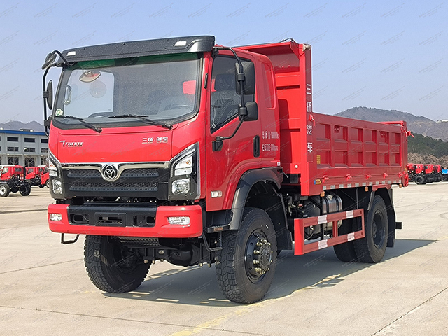 निर्माता 4x4 क्रॉस-कंट्री डंप ट्रक