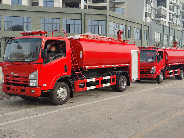 ISUZU 700P फायर स्प्रिंकलर
