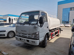 Isuzu 100p स्प्रिंकलर ट्रक