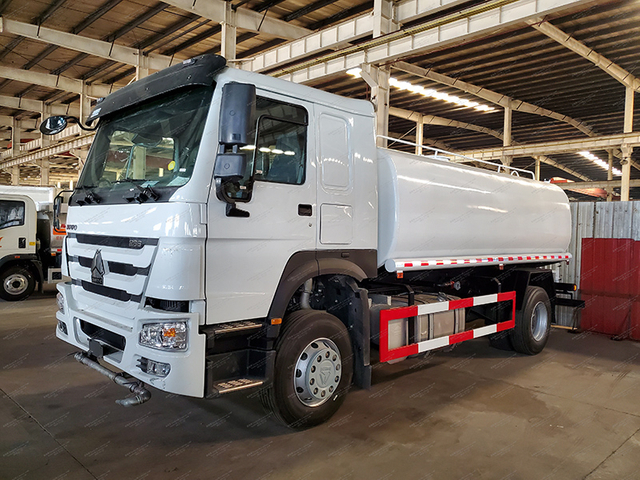 Howo 4x2 266hp स्प्रिंकलर